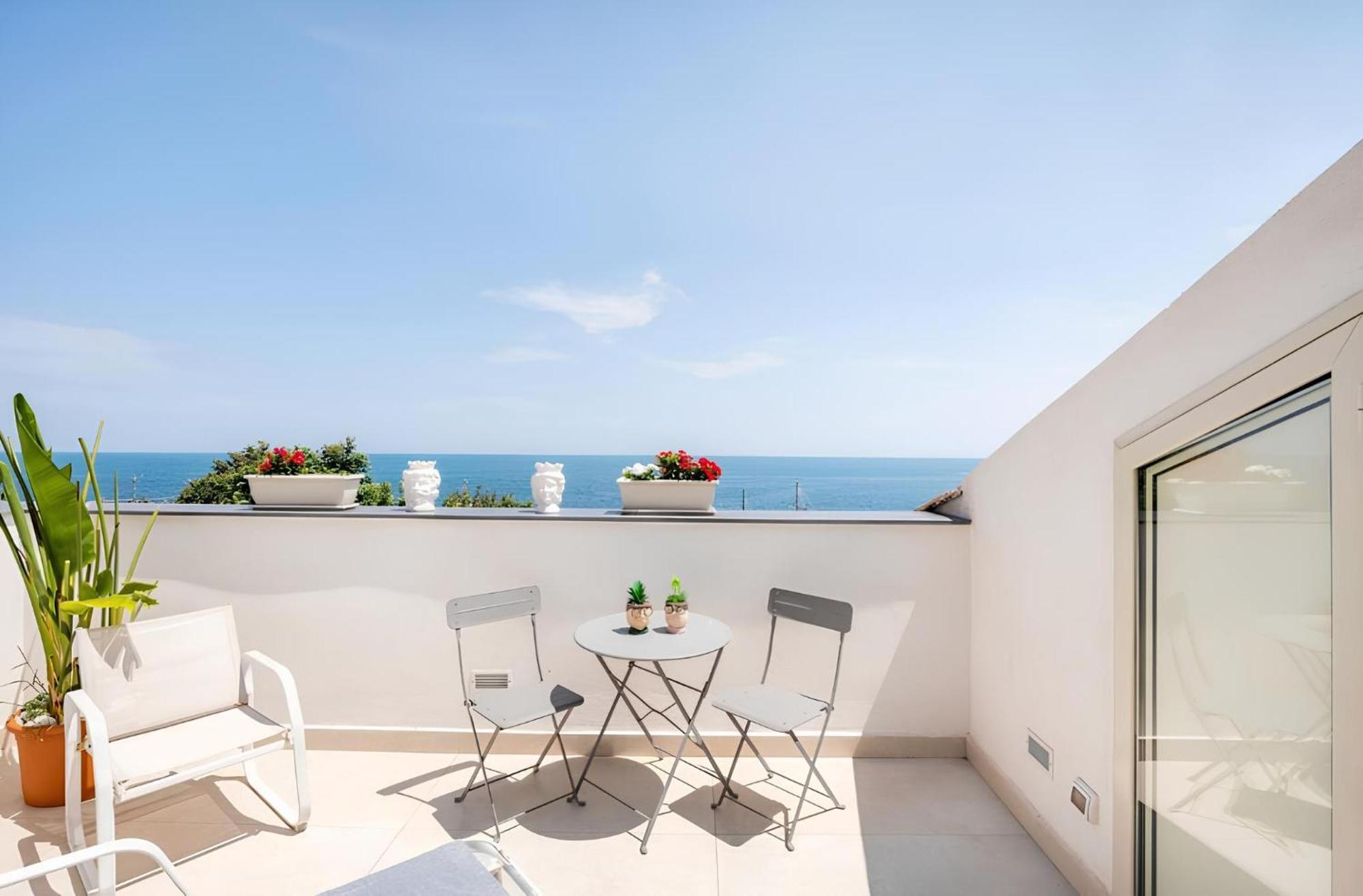 Mare Damuri Con Terrazza Vista Mare Apartment Catania Ngoại thất bức ảnh